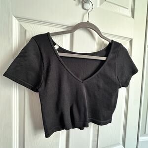 Aeropostale Womens Large Black Seriously Soft Seamless Wear 2 Ways Crop Baby Tee